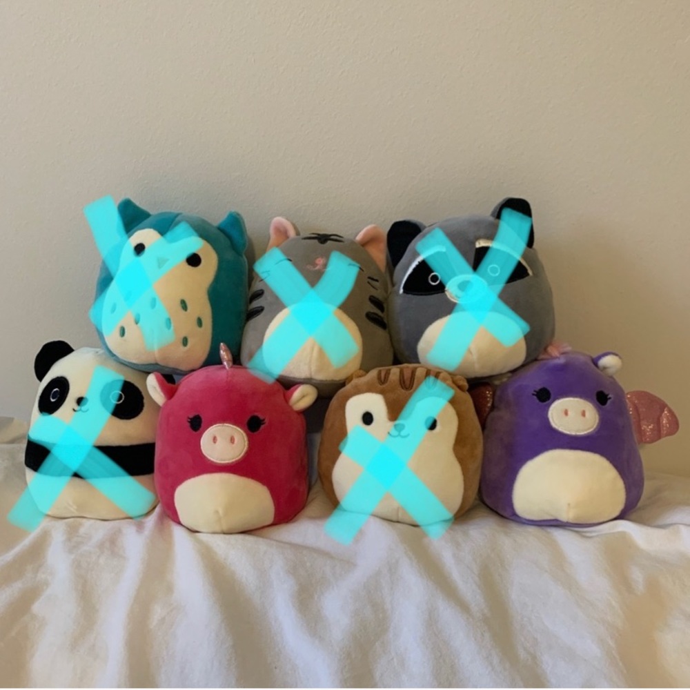 SQUISHMALLOWS